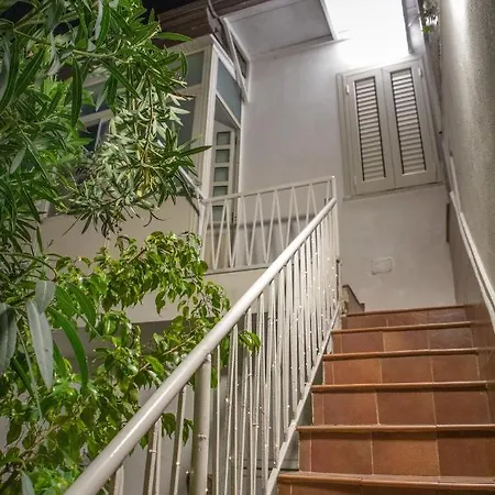 Casa Babbaluciana * Монделло