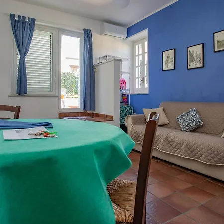 Casa Babbaluciana アパート モンデッロ