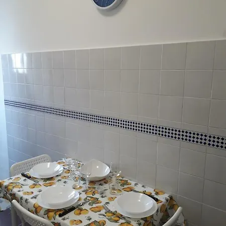 アパート Casa Babbaluciana モンデッロ